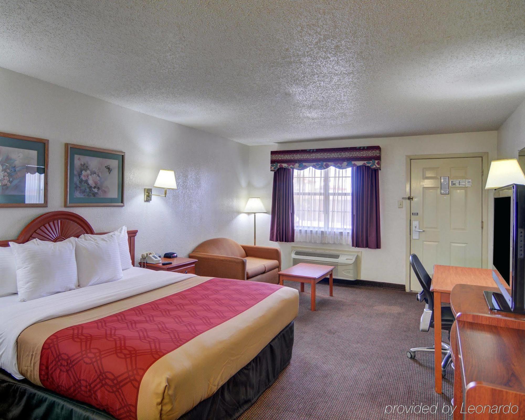 Hotel Super 8 By Wyndham Decatur Texas Exteriér fotografie